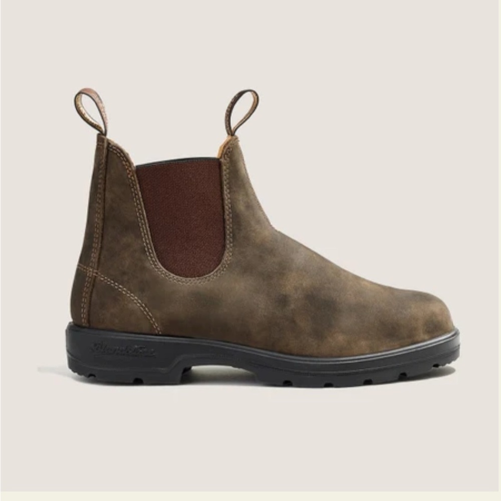 Women’s Blundstone 550 Rustic Brown size 9